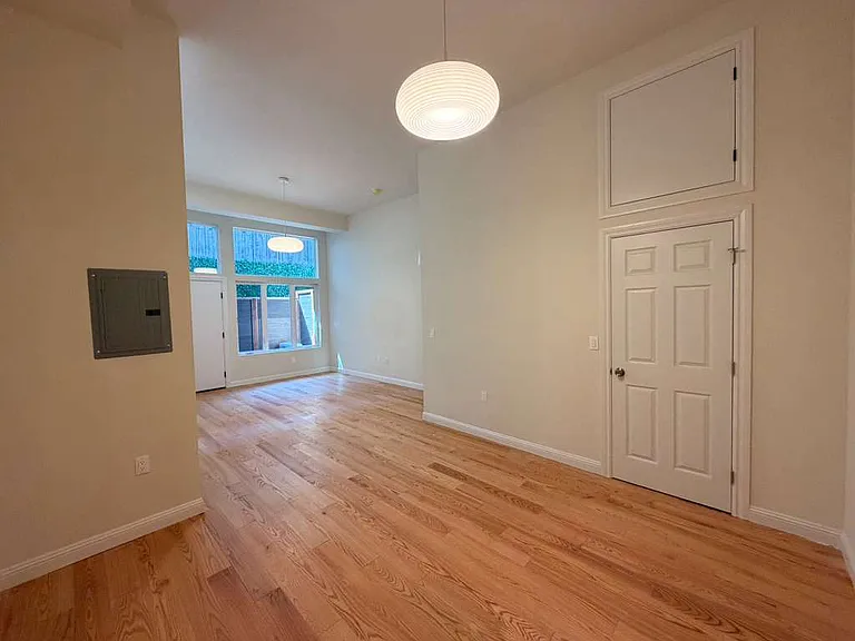 411 Fairmount Avenue — Photo 71