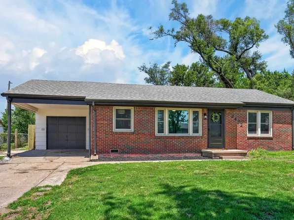 2422 W Greenfield St, Wichita, KS 67217