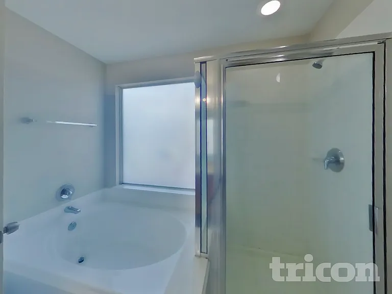 2744 Woodspring Forest Dr — Photo 9
