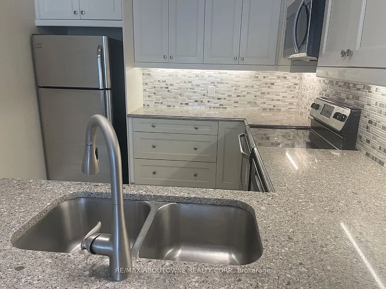 276 Gatwick Dr #101 — Photo 7