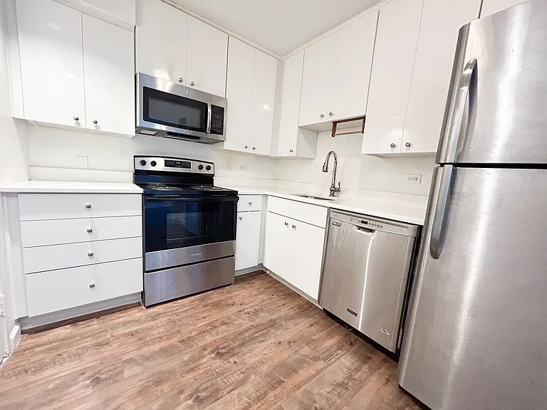 3415 W End Ave #911 — Photo 1