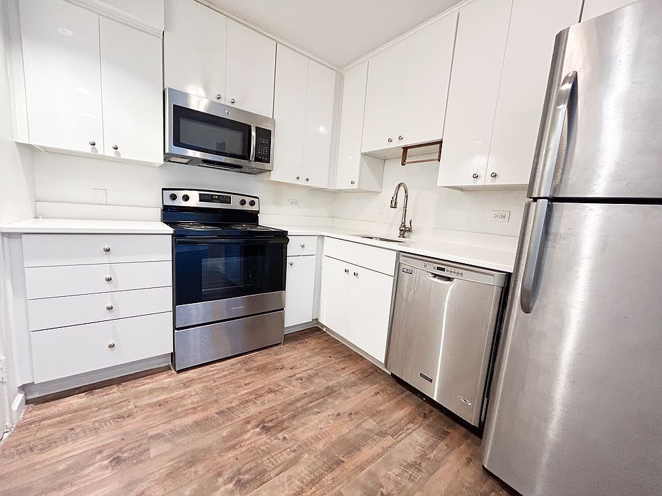 1st image of 3415 W End Ave #911