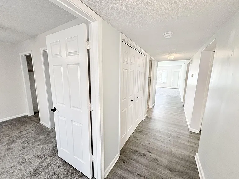 103 Northlake Dr — Photo 4