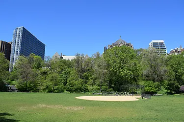 Rented by Willie Kathryn Suggs, LREB