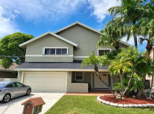 730 NW 207th Ter, Pembroke Pines, FL 33029