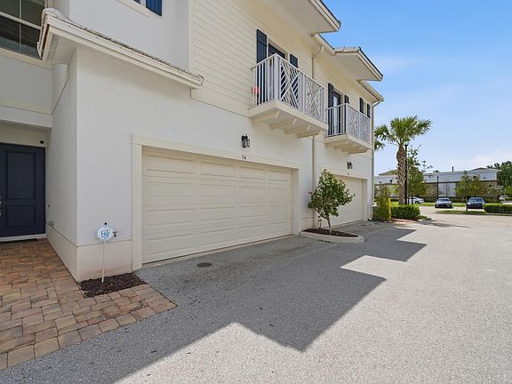 3rd image of 54 Palm Lane
