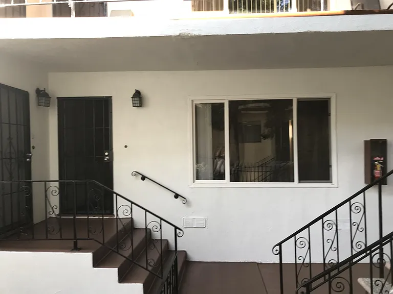 734 N Inglewood Ave — Photo 8
