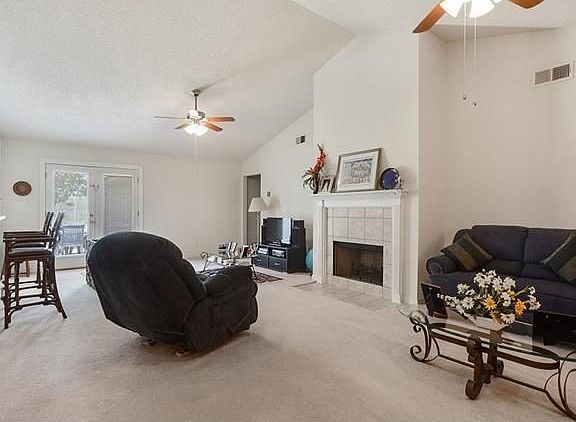 3rd image of 3640 Devereaux Ct