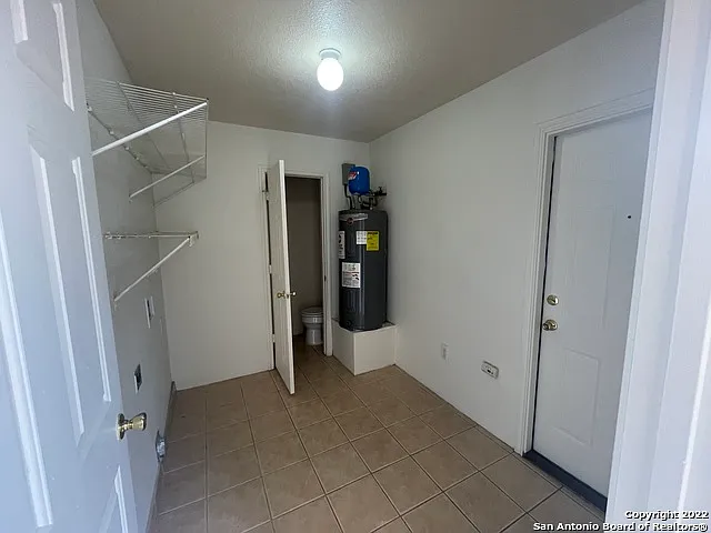 11247 Terra Loop Rd — Photo 3