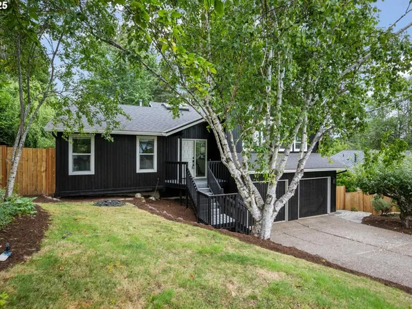 2823 SW Orchard Hill Pl, Lake Oswego, OR 97035