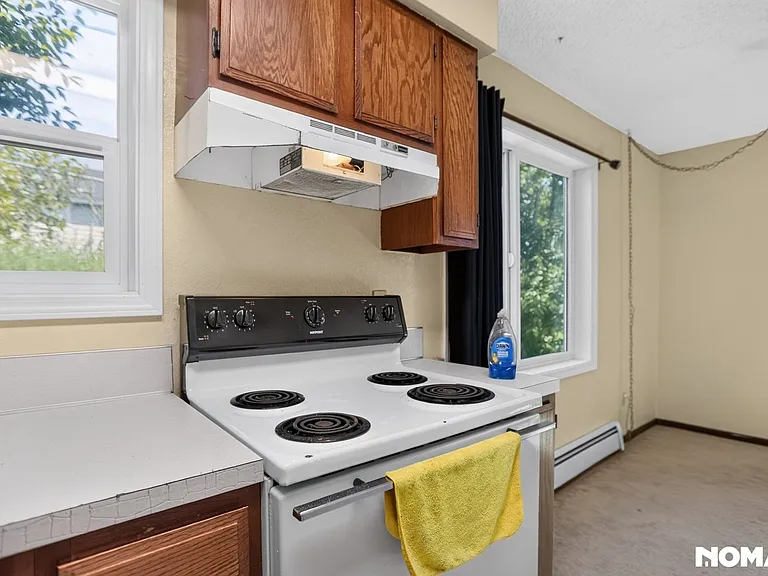 8317 Jewel Lake Rd #B — Photo 9