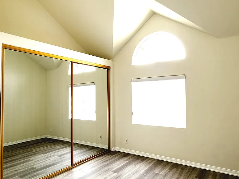 400 Palm Dr #E2 — Photo 11