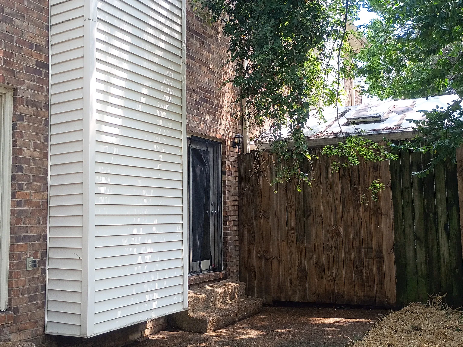 3 bed, 2.5 bath, 1684 sqft, $3,000 — Photo 3