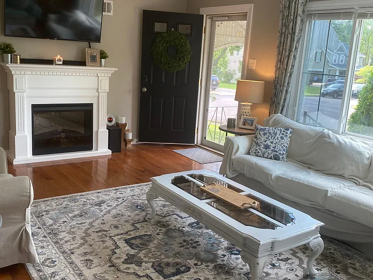 414 Charlene Dr — Photo 5