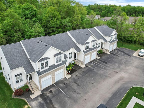 5th image of 8410 Hickory Overlook
