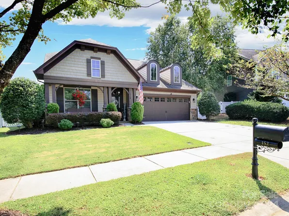 152 Byers Commons Dr, Mooresville, NC 28117
