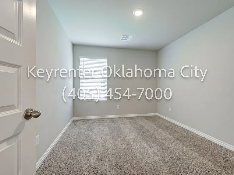 2809 Tracys Mnr — Photo 27