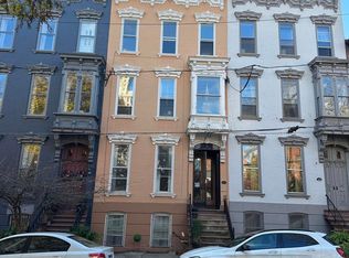 120 Lancaster St, Albany, NY 12210