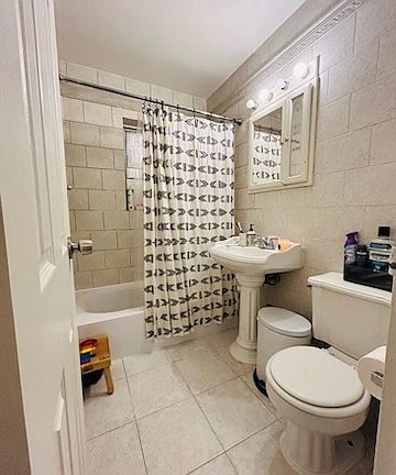 4th image of 169 Cromwell Ave APT 1C