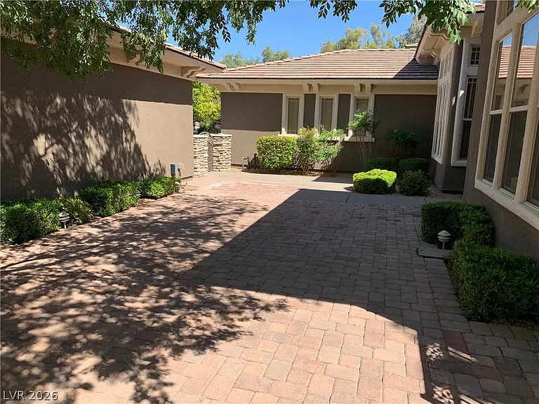 27 Plum Hollow Dr — Photo 4