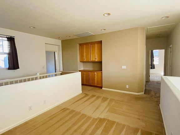 4th image of 3044 Dow Dr