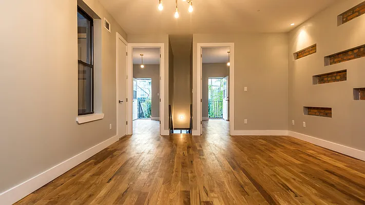 Rented by Nooklyn NYC LLC | media 36