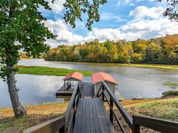 9654 State Highway 119 N, Semora, NC 27343