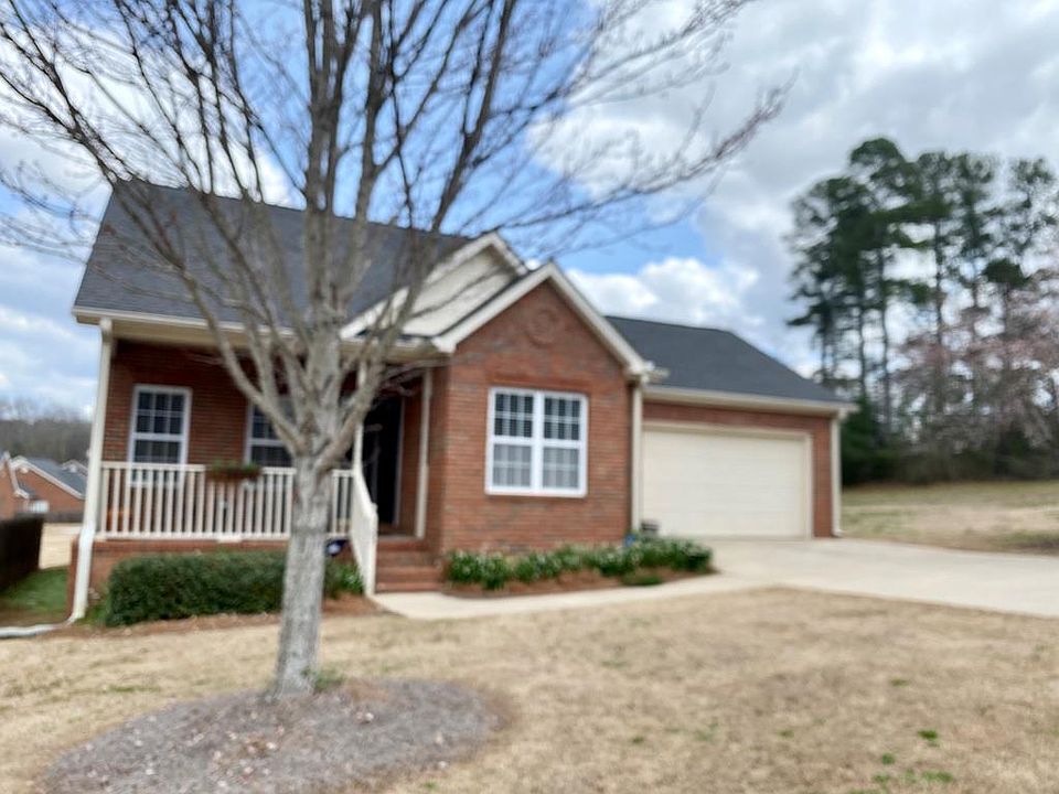 1st image of 103 Londonberry Ct