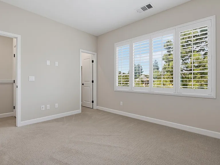 1577 Castillo #8 — Photo 17