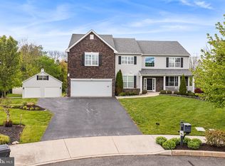 33 Rutherford Ct, Royersford, PA 19468
