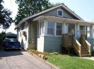 408 S Jackson St, Waukegan, IL 60085