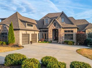 13166 Blakeslee Dr, Soddy Daisy, TN 37379