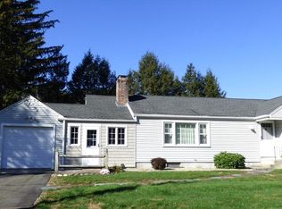 96 Winding Ln, Springfield, MA 01118