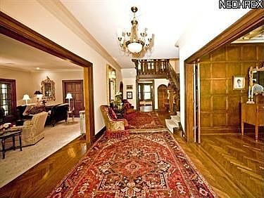 5th image of 2621 Fairmount Blvd