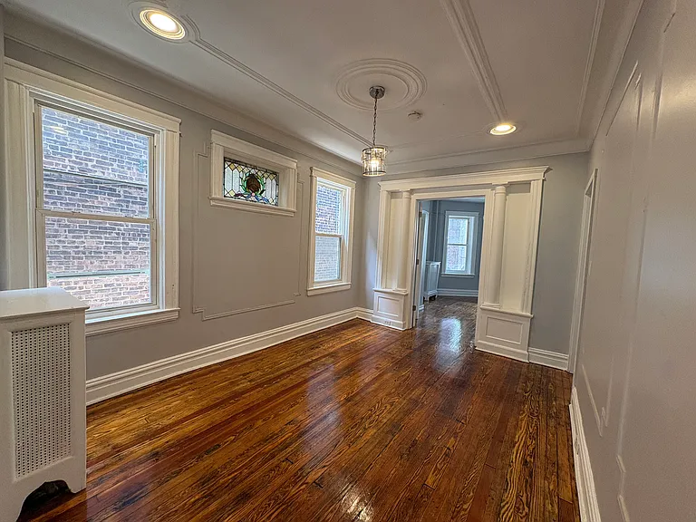 211 Grant Ave #A — Photo 6