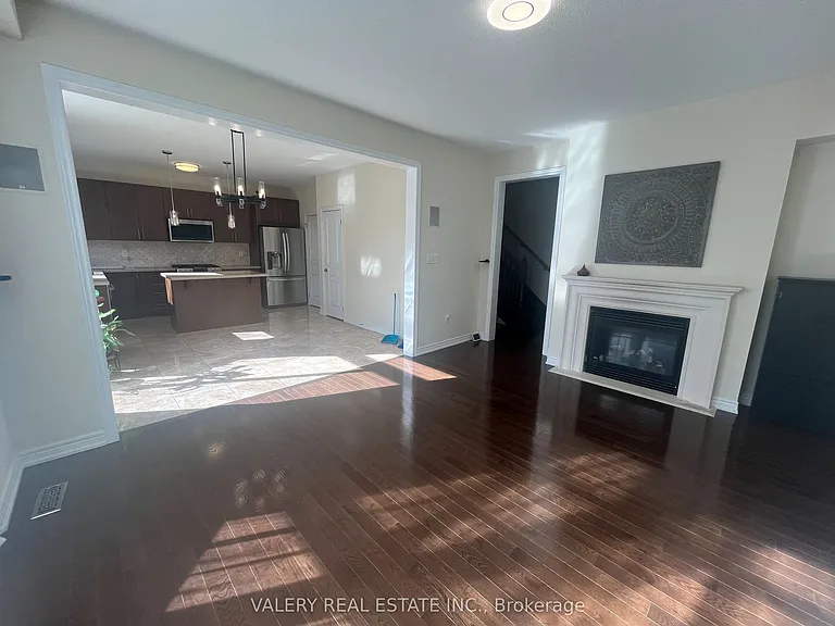 48 Bellcrest Rd #1 — Photo 7
