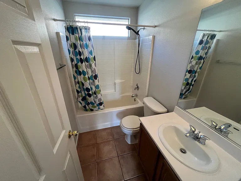 8829 Rising Creek Ct — Photo 32