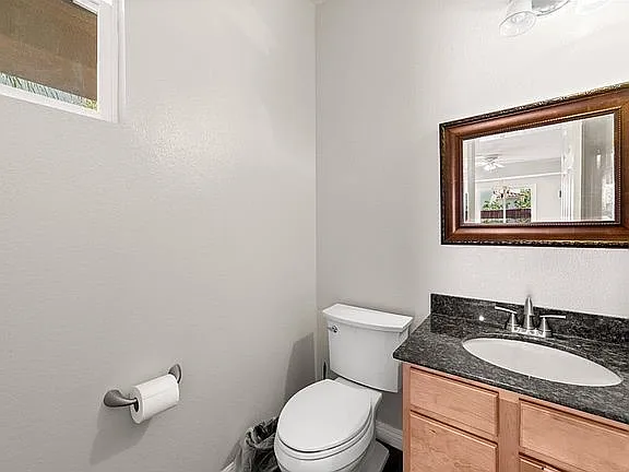 727 Talbot Ct — Photo 12