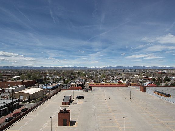 5th image of 1301 N Speer Blvd #901