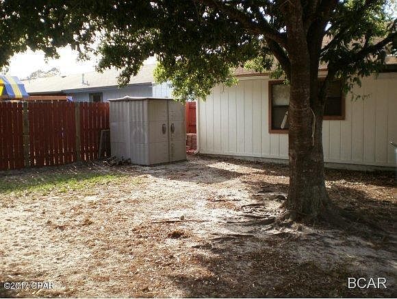 2nd image of 220 Collinfurst Sq