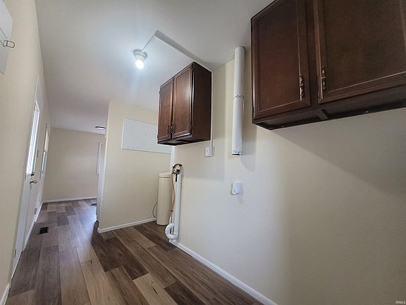 5th image of 2404 Bennett Rd