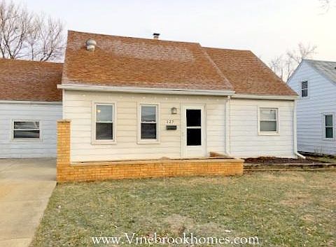 2nd image of 127 Skyview Dr