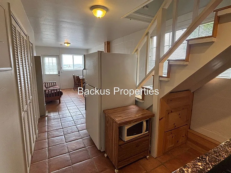 1580 Wanda Ave #A — Photo 4
