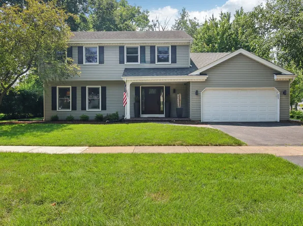 2326 Brookway Dr, Geneva, IL 60134