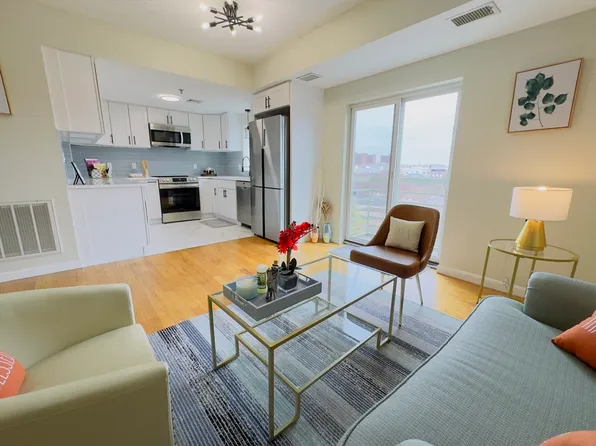 655 Concord Ave APT 704, Cambridge, MA 02138