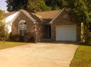 151 Green Tree Dr, Newnan, GA 30265