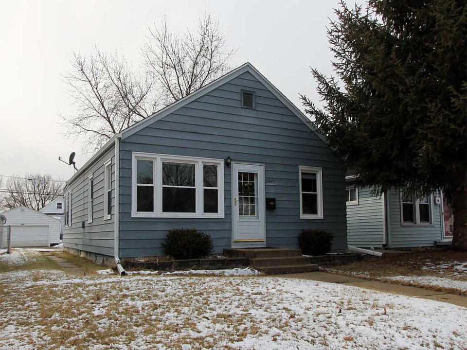 1st image of 2449 S 74th St
