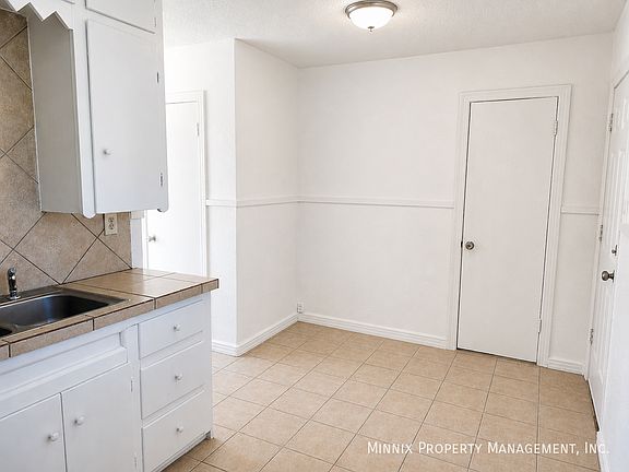 3rd image of 2304 Avenue U