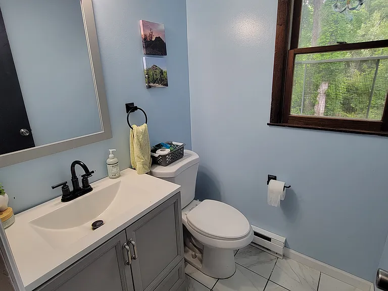 17-19 Henry St #17 — Photo 6
