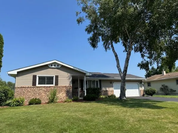 318 Eilbes Avenue, Beaver Dam, WI 53916